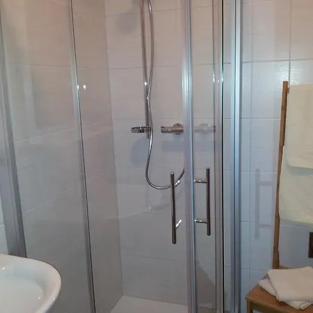 شقة Haus Am Bach فلبمس