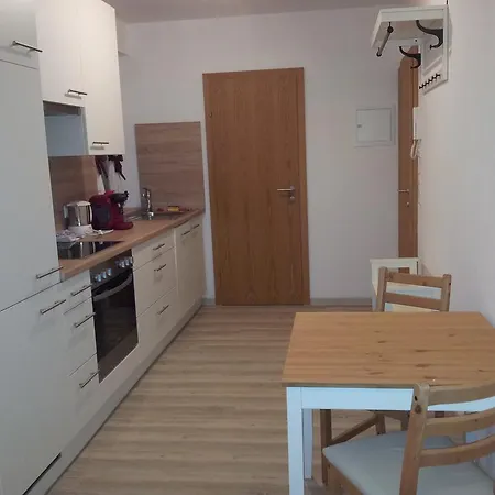 Haus Am Bach * فلبمس